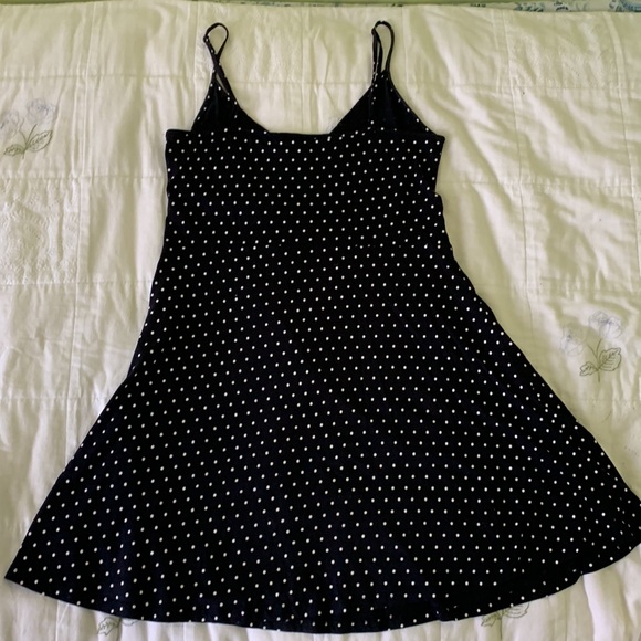 H&M black polka dot mini dress. Fit & flare. Skater skirt. Medium, sleveless - Picture 5 of 5